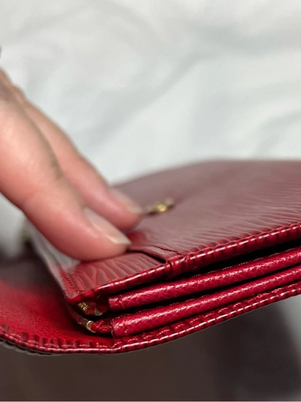 Authentic Louis Vuitton Red Epi Leather Sarah Wallet